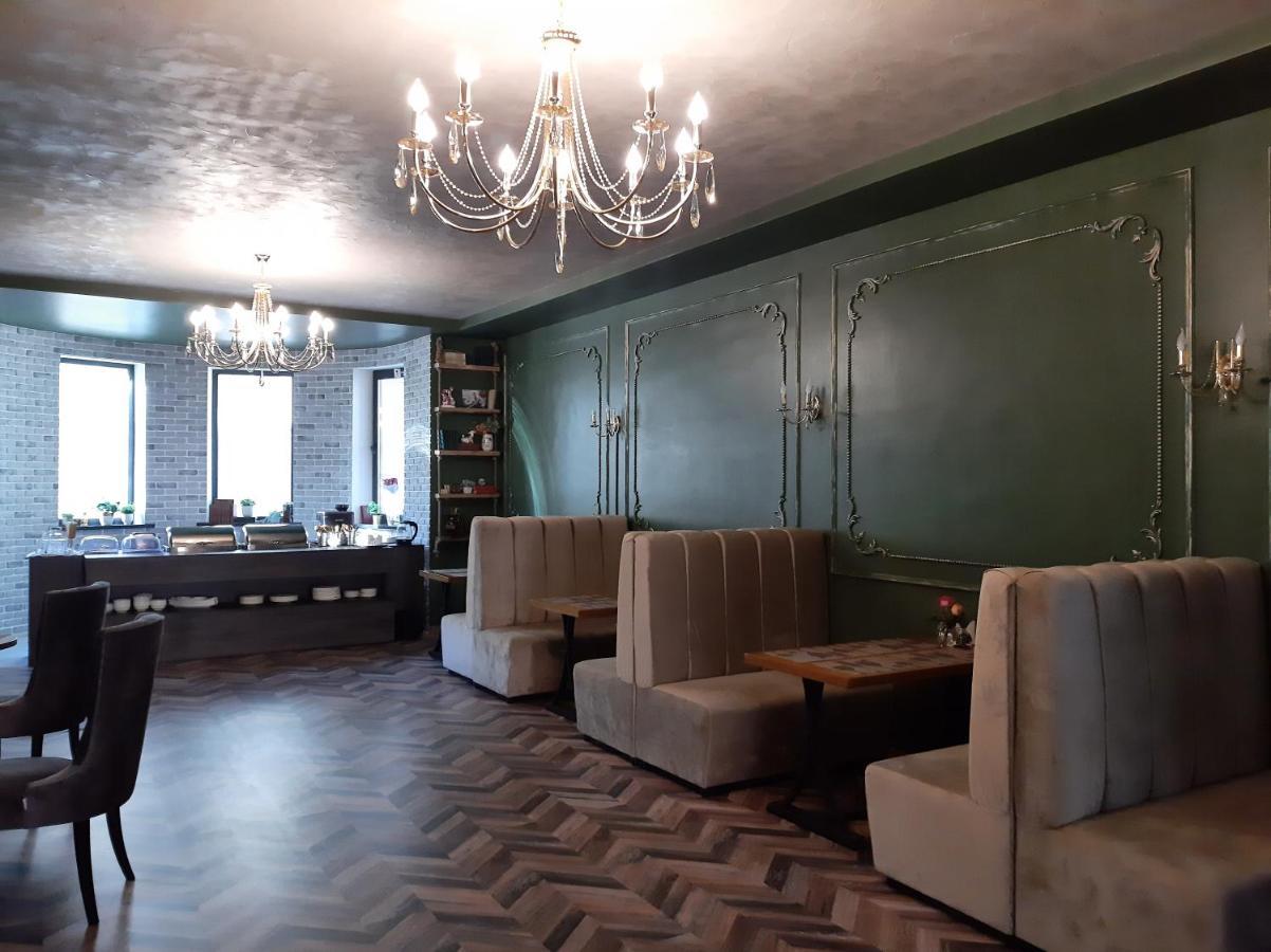 Sb River Hotels Atyrau Exterior photo